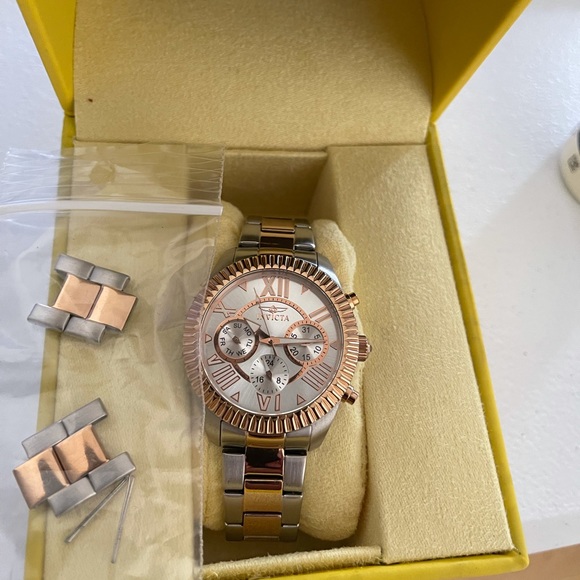 Invicta Angel - Picture 6 of 6